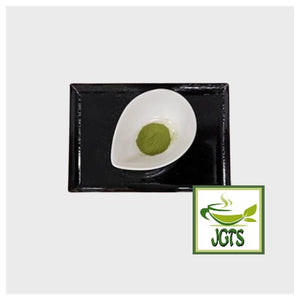 Mizusouen Honpo Organically Grown Powdered Green Tea - Tea powder in dish