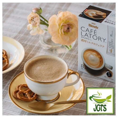 (AGF) Blendy Cafe Latory Milk Cafe Latte - served hot in mug with box