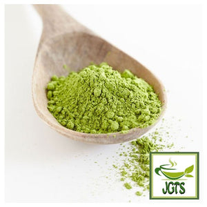 Oigawa Shizuoka Matcha - Powdered matcha on spoon