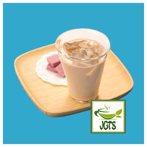 (Wakodo) Milk Shop's Instant Caffeine-less Milk Tea - Brewed cold over ice in glass