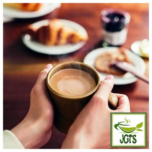 (AGF) Blendy Stick Cafe Au Lait (Otonna) Instant Coffee - Fresh brewed in cup