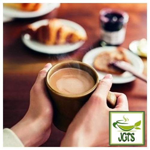 (AGF) Blendy Stick Cafe Au Lait (Otonna) Instant Coffee - Fresh brewed in cup