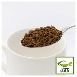 Doutor Fragrant Delicious Cup Aromatic Instant Coffee - Fresh brewed in cup - Instant coffee on spoon