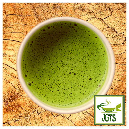 ITO EN Oi Ocha Matcha - Matcha whisked in bowl