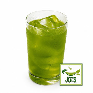 (Kunitaro) - Delicious Caffeine-less Deep Steamed Instant Tea - Brewed Cold with Ice in Glass
