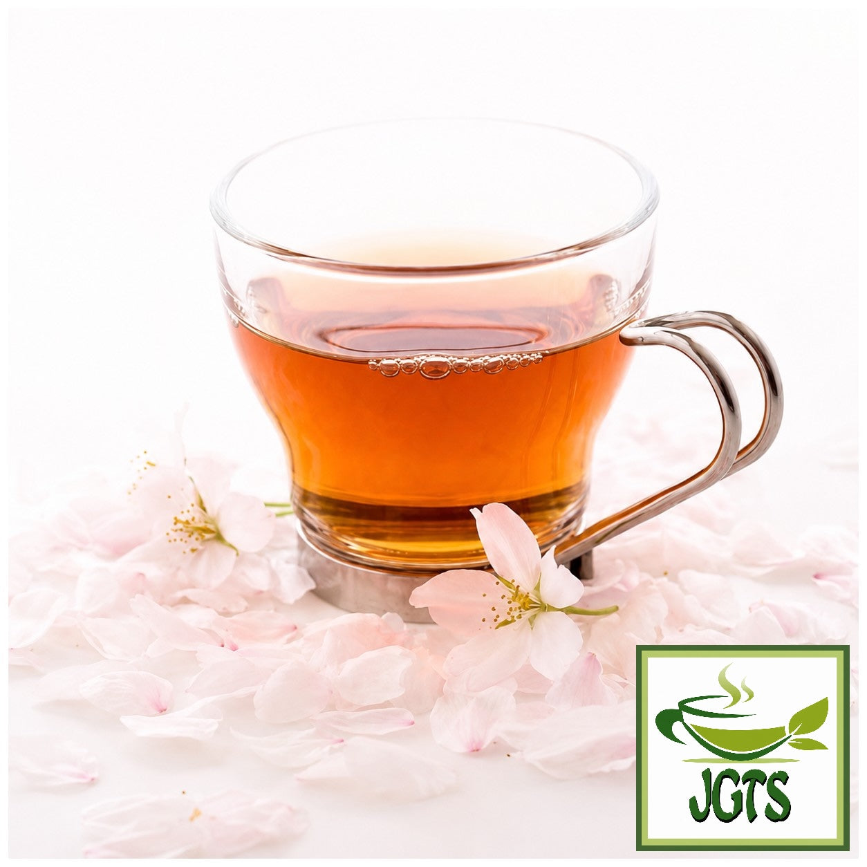 (Lipton) Sakura Tea Japan Limited Blend - Sakura tea brewed in glass