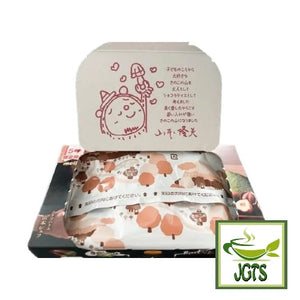 Meiji Kinoko no Yama Club Harie Hazel Praline & Matcha - Opened box view