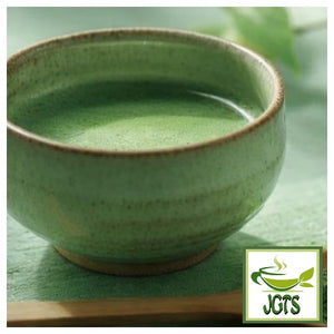 Mizusouen Honpo Organically Grown Powdered Green Tea - fresh brewed in a cup