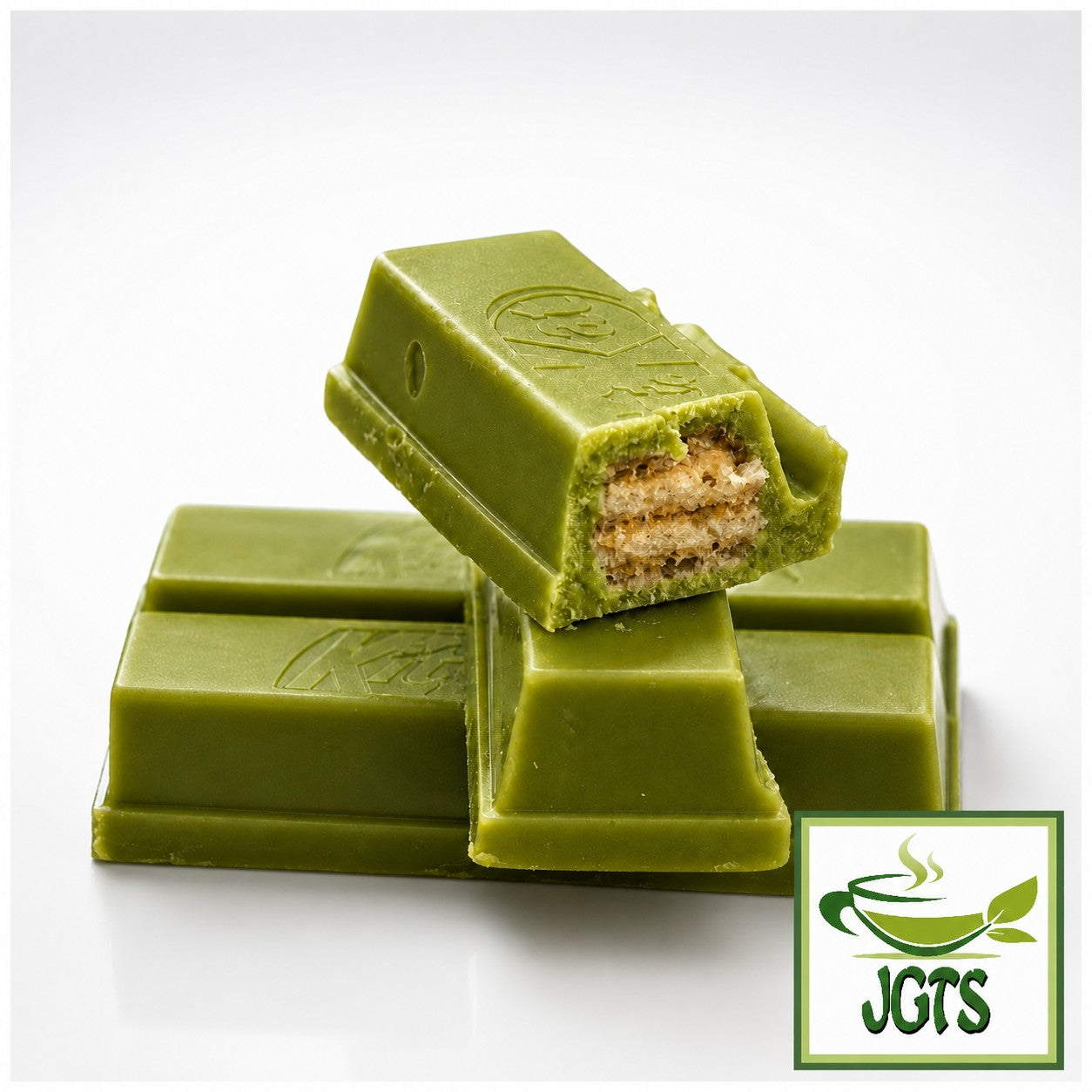 (Nestle) - Japan KitKat Mini Matcha Latte - Matcha Kit kat photograph