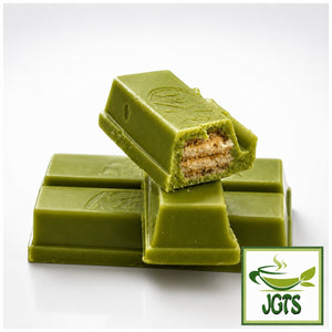 (Nestle) - Japan KitKat Mini Matcha Latte - Matcha Kit kat photograph