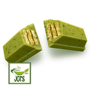 (Nestle) Japan KitKat Rich Matcha - KitKat inside view