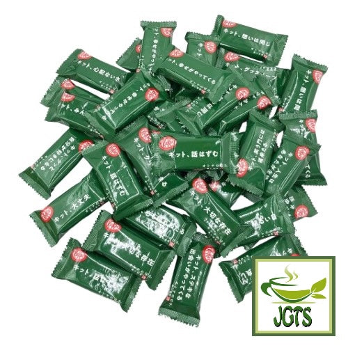 (Nestle) Japan KitKat Rich Matcha - variety of wrappers