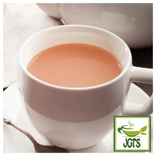 Nittoh Black Tea Royal Milk Tea Amaou (Strawberry) - Brewed in cup