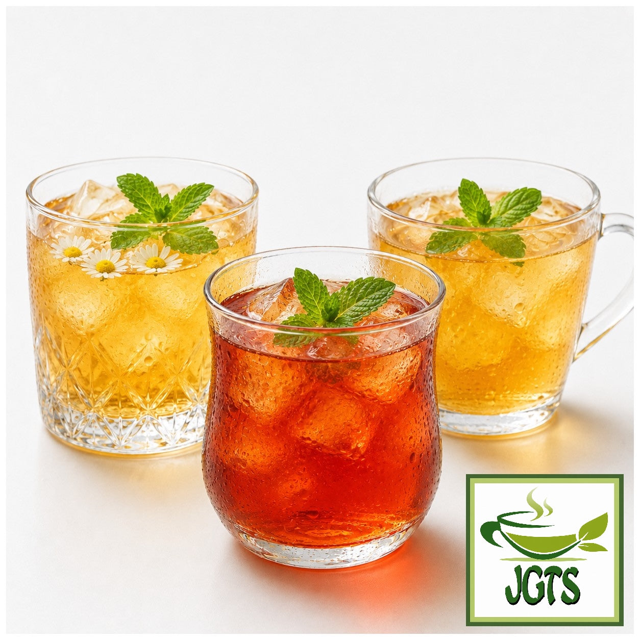 (Nittoh) Caffeine-free Black Tea Aroma House Variety Pack - Served over ice in glasses