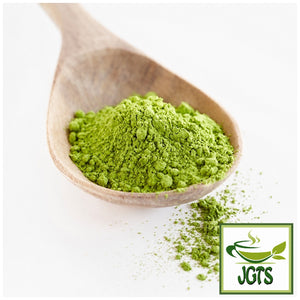 Oigawa - Shizuoka Matcha - Powdered matcha on spoon