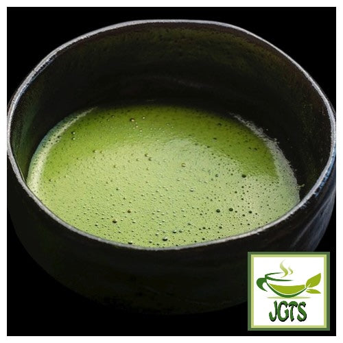 (Oritaen) Specially Cultivated Chiran Matcha Powder - Whisked Chiran Matcha in matcha bowl