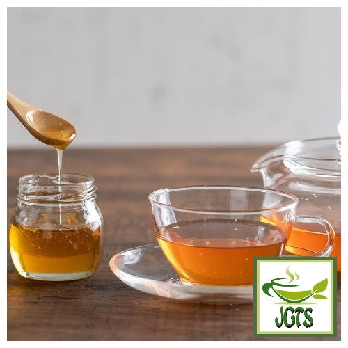 TULLY'S & TEA Honey Apple & Rooibos - Brewed in glass with honey