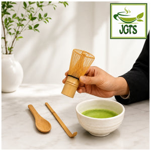Tea Ceremony Set (Chasen, Chasaku and Tea Spoon) - Holding matcha whisk
