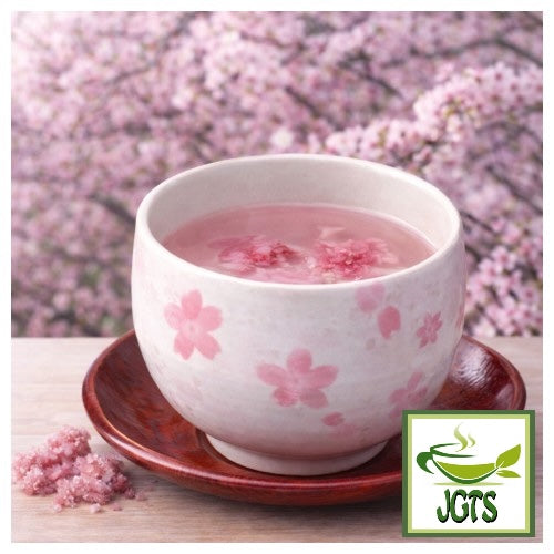 (Todaya) South Shinshu Sakura Tea - Package and cup of blossom tea