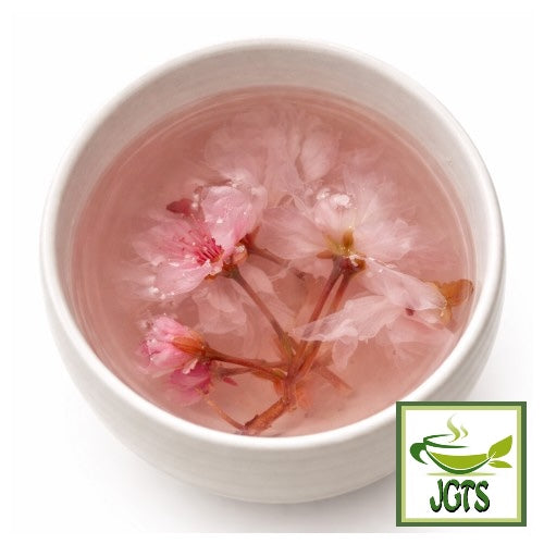(Todaya) South Shinshu Sakura Tea - Photograph of cherry blossom tea