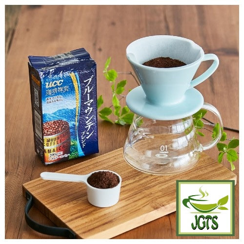 (UCC) Coffee Exploration Blue Mountain Blend Ground Coffee - Package and pot