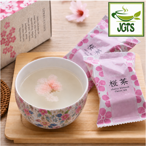Ujien Sakura Tea - Fresh brewed on cup with packages
