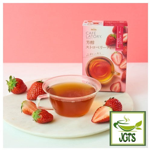 (AGF) Blendy Cafe Latory Mellow Strawberry Tea - Served hot with fruit