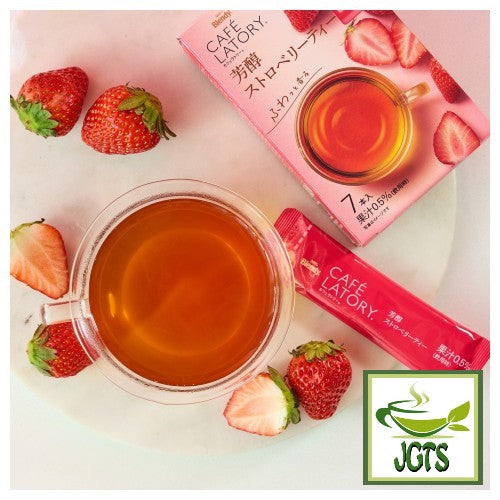 (AGF) Blendy Cafe Latory Mellow Strawberry Tea - served with strawberries
