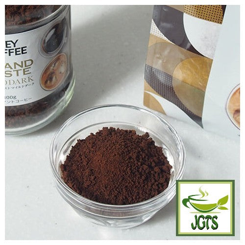 Key Coffee Grand Taste Mild Dark Instant Coffee Jar - Instant coffee closeup